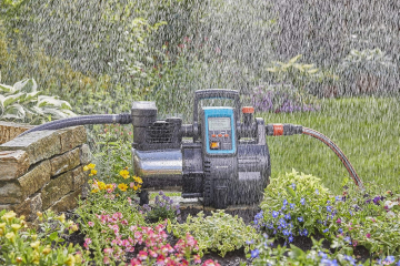Gardena Haus- & Gartenautomat 6000/6 wird beregnet